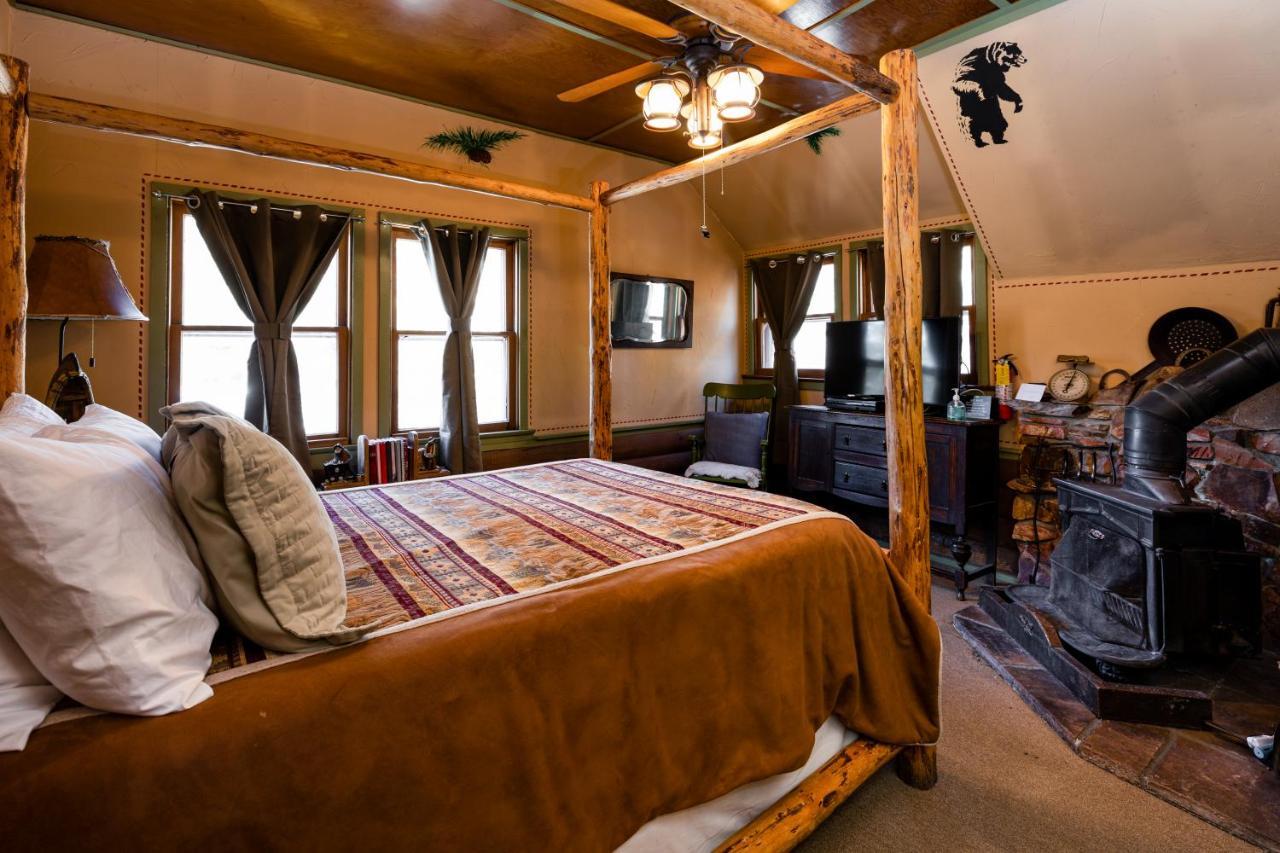 مبيت وإفطار بيغ بير لاكي، سان بيرناردينو، كاليفورنيا Gold Mountain Manor المظهر الخارجي الصورة